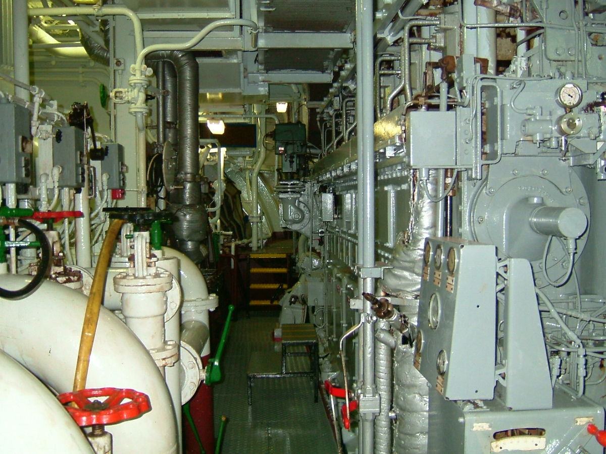  Deck Engine Image
